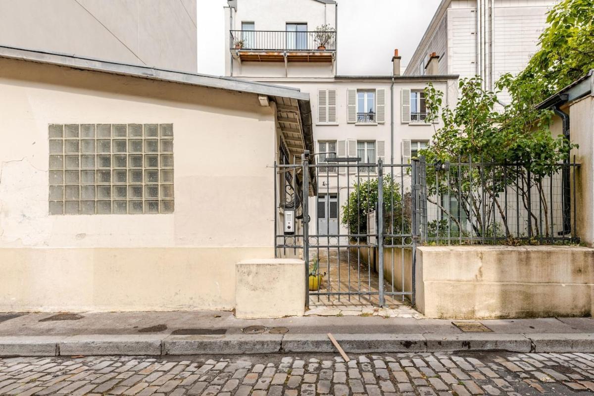 Coquette Maisonnette Place Denfert-rochereau *